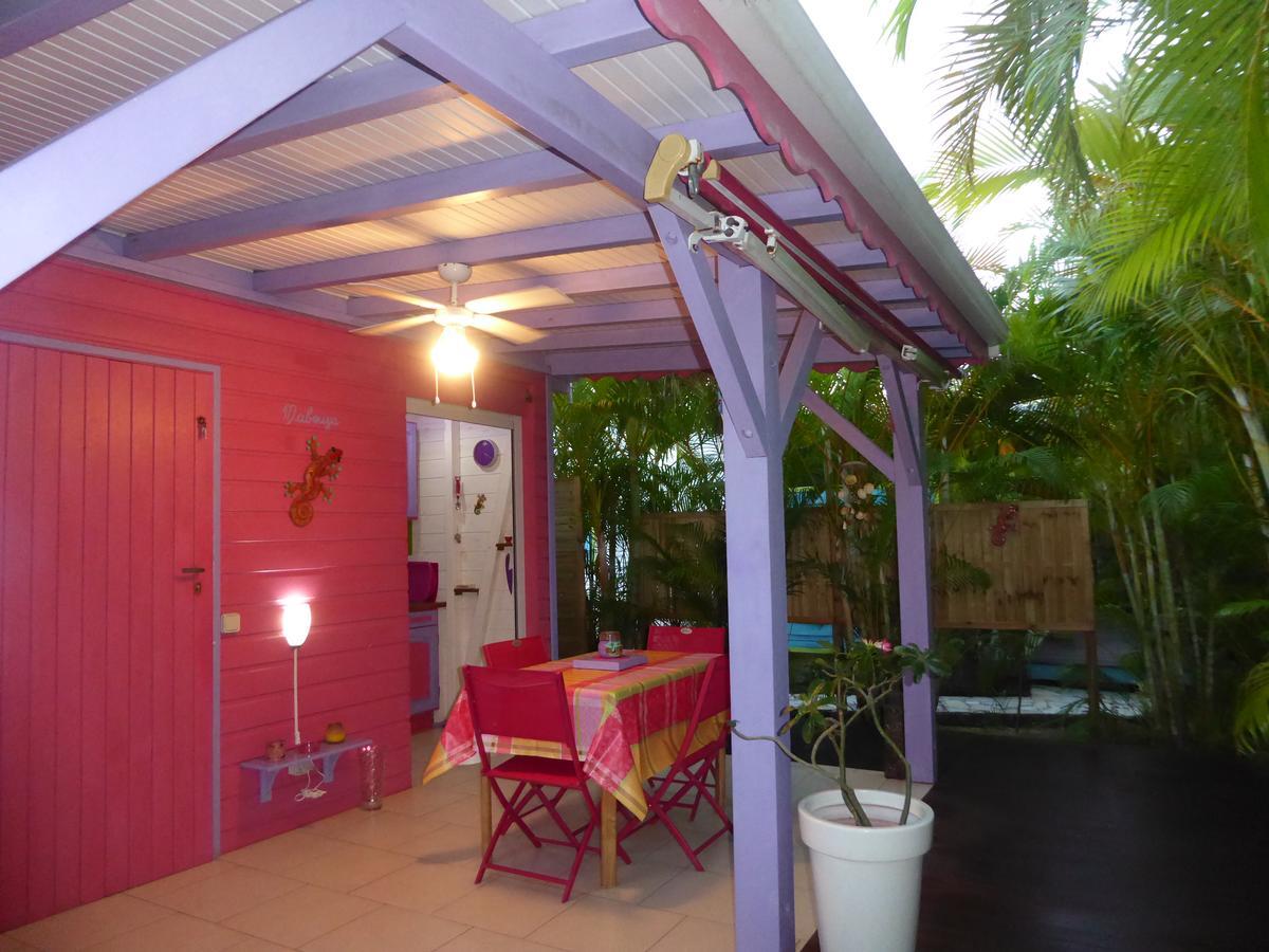 Coco Bungalows Сент-Роз Экстерьер фото